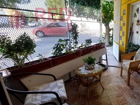 Casa 11 ambientes con 3 baños