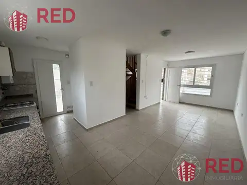 Depto Tipo Casa en Venta en Neuquén, USD 170.000