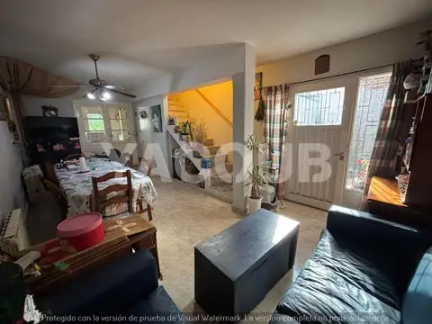 Casa con depto en venta sobre Av. Alvear - 4 Dormitorios 3 Baños - Tandil centro