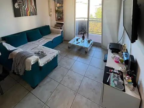 DEPARTAMENTO 3 AMBIENTES CON COCHERA