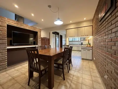 Casa en Venta en Lomas De San Martin, USD 190.900