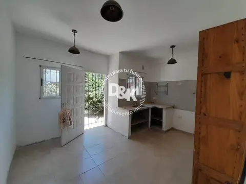 Casa 3 ambientes con 2 baños