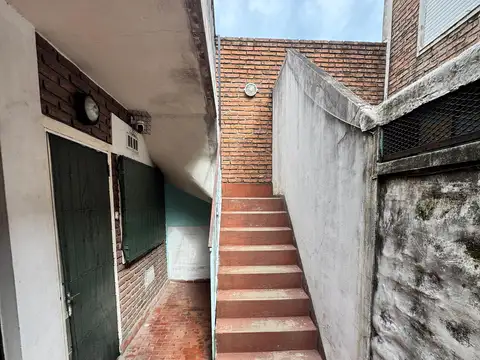 Departamento en Alquiler en Villa Luzuriaga, $ 370.000