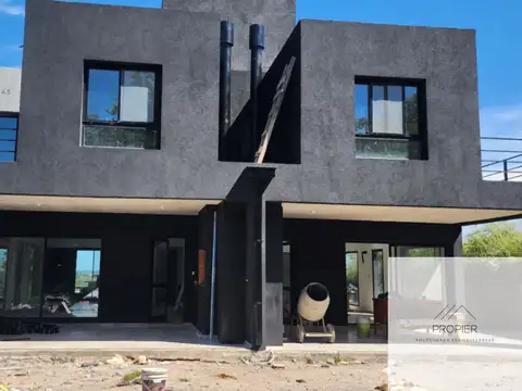 Casa en Venta en Villa Allende, USD 180.000