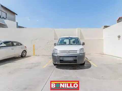 Cochera venta Villa Pueyrredón