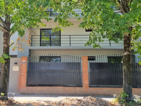 Departamento en venta Hurlingham 1 amb divisible con jardin