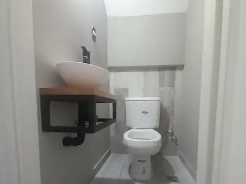 Casa 3 ambientes con 1 baño