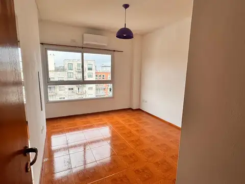 Departamento en Alquiler en Morón, $ 550.000
