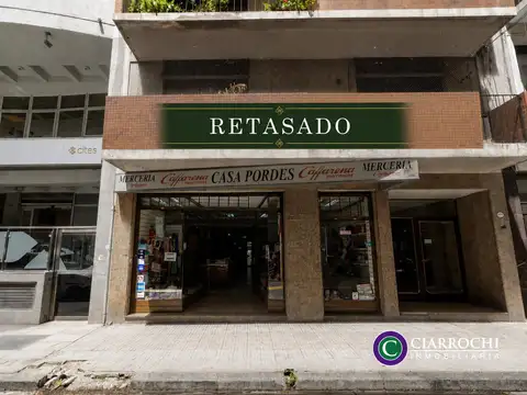 M.T de Alvear y Montevideo - Local APTO TODO DESTINO en Recoleta