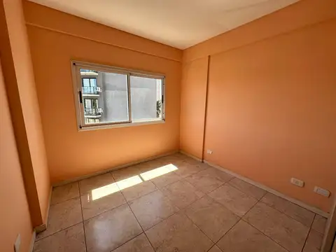 Departamento en Alquiler en Remedios de Escalada, $ 450.000