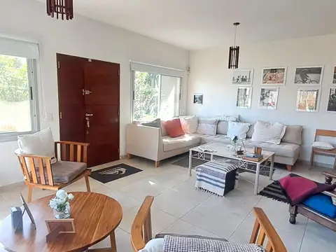 Casa en Alquiler de 3 dormitorios