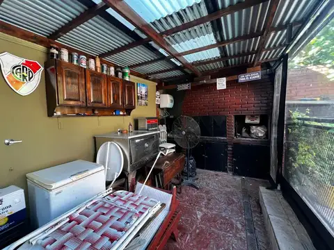 Depto Tipo Casa en Venta con 1 cocheras