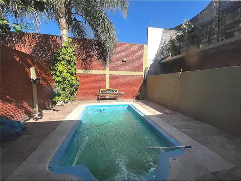 Depto Tipo Casa en Venta 25 años