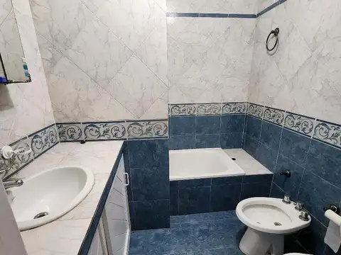 Depto Tipo Casa 2 ambientes con 1 baño