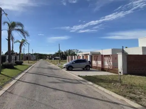 Terreno en Venta en Francisco Alvarez, USD 35.000