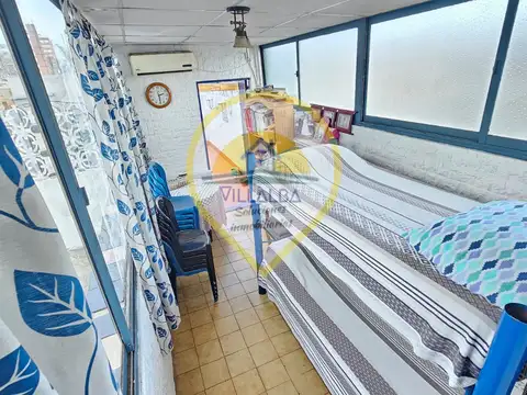 Departamento tipo casa en venta en Floresta