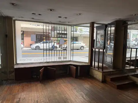 Local en Alquiler en Recoleta, $ 2.500.000