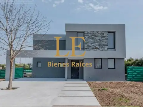 Casa en Venta en San Matias, USD 445.000