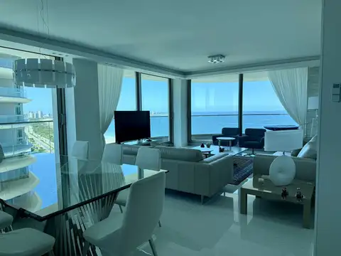 Departamento en Venta de 4 dormitorios