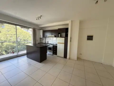 Machain 4100, Piso 4