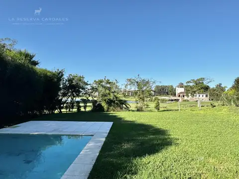 Casa 5 ambientes con 3 baños