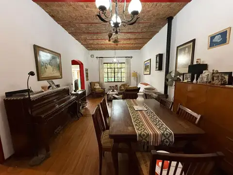 Casa en Venta con 1 cochera