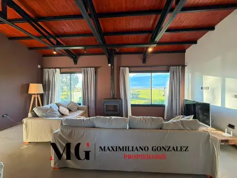 Casa 6 ambientes con 3 baños