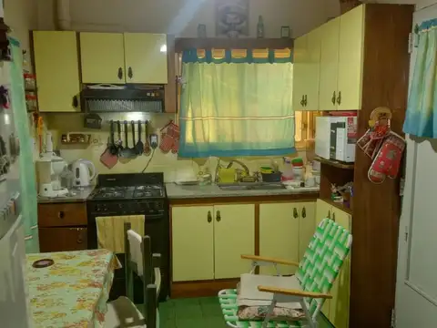 Depto Tipo Casa en Venta en Ramos Mejia, USD 99.000