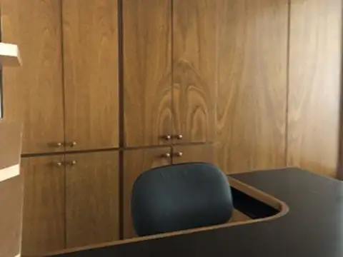 Oficina en Venta 40 años