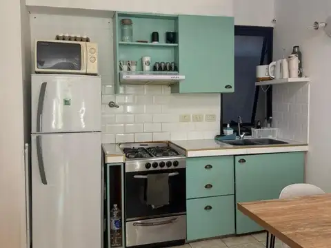 Estados Unidos 4200, Piso 2