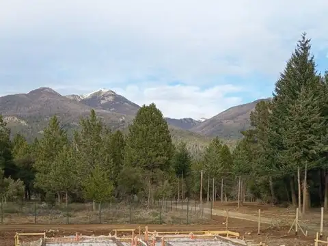 CASA EN CONTRUCCIÓN ANTIGUO CAMINO AL LLAO LLAO