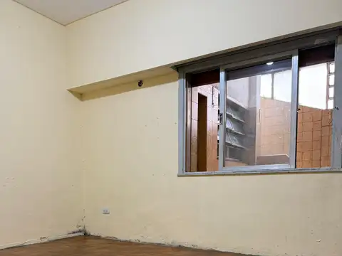 Depto Tipo Casa en Venta en Mataderos, USD 125.000