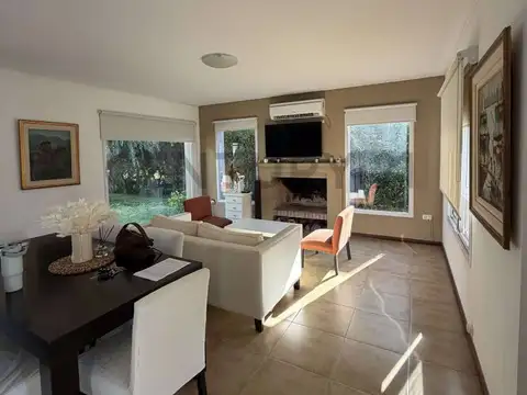 Casa en Alquiler en Don Joaquin, USD 1.700