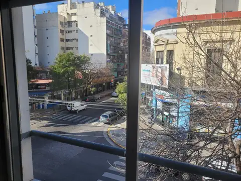 Oficina 2 ambientes con 3 baños