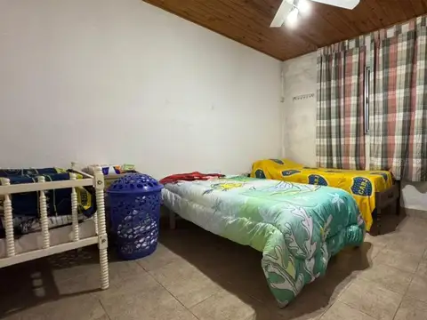 Casa en venta de 3 dorm, patio y pileta en SJN