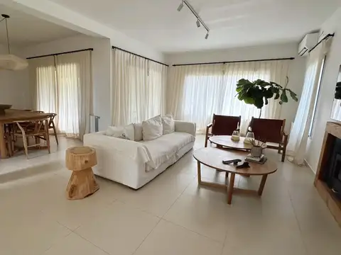 Casa en Venta en Santa Catalina, USD 395.000