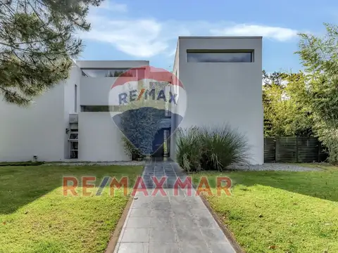 Casa 4 dormitorios en alquiler temporal en Punta
