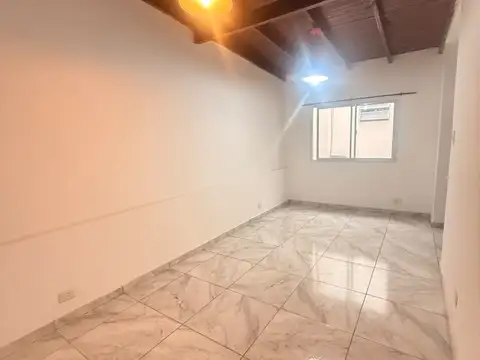 PH 3AMB EN PATERNAL CON TERRAZA PROPIA