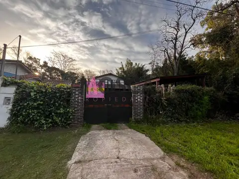 En venta casa en la Reja centro gran parque