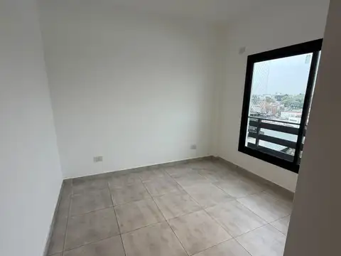 Departamento en Alquiler en Floresta, $ 800.000