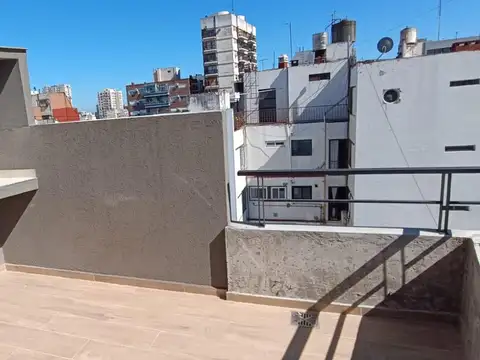 VENTA DE MONOAMBIENTE CON BALCÓN EN EL BARRIO DE COLEGIALES