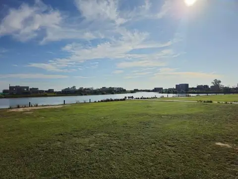 Santa Clara al Sur - lote a laguna