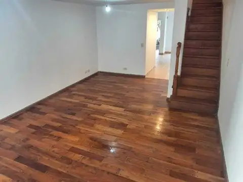 Casa en Alquiler de 3 dormitorios