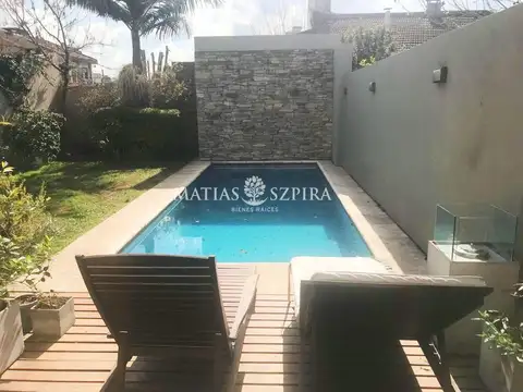 Casa en Venta en Castelar, USD 370.000