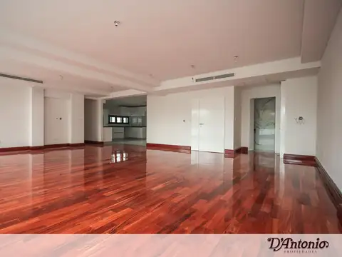 Departamento en Venta con 2 cocheras