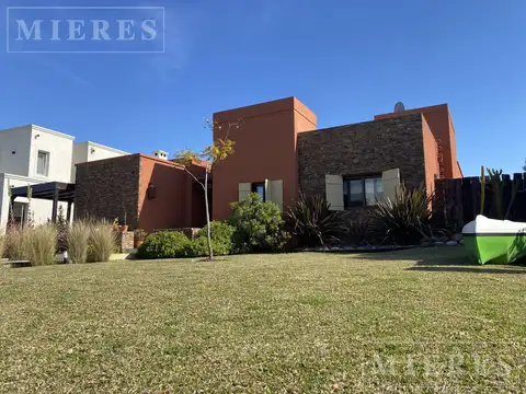 Casa en una planta en alquiler de verano. Barrio Barbarita, Corredor Bancalari