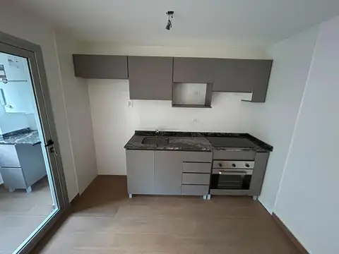 Departamento en Venta en Parque Chacabuco, USD 78.000
