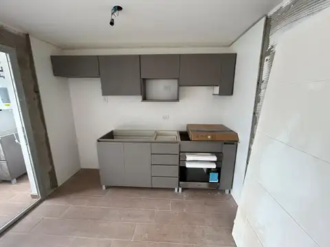 Departamento en Venta en Parque Chacabuco, USD 78.000