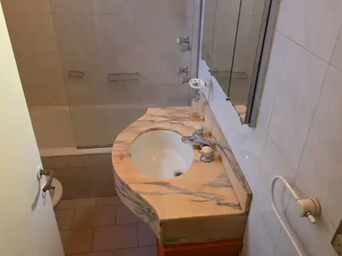 Depto Tipo Casa en Alquiler 50 años