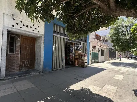 Avenida Olivera 400, Piso 1